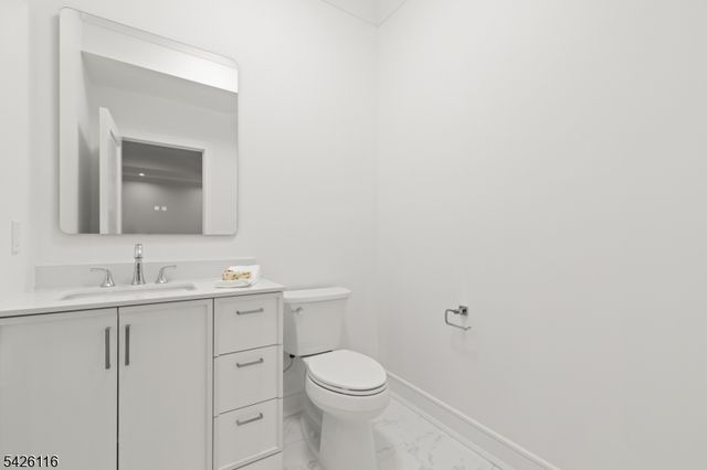426 Millburn Ave A, Millburn Twp., NJ 07041