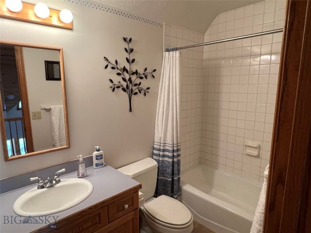 5200 Bostwick Road, Bozeman, MT 59715