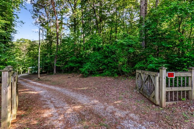 1564 Rackley Road, Ellijay, GA 30536