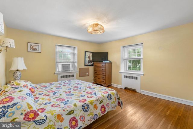 5240 OLEANDER RD, Drexel Hill, PA 19026