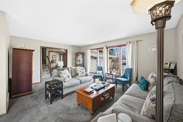 8796 Madison Avenue, Munster, IN 46321