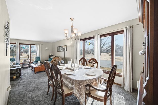 8796 Madison Avenue, Munster, IN 46321