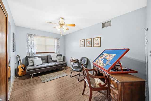 8796 Madison Avenue, Munster, IN 46321