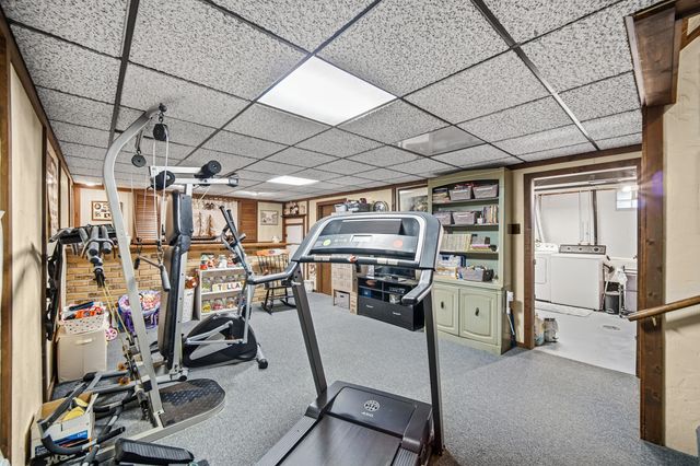 8796 Madison Avenue, Munster, IN 46321