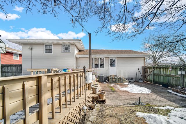 8796 Madison Avenue, Munster, IN 46321