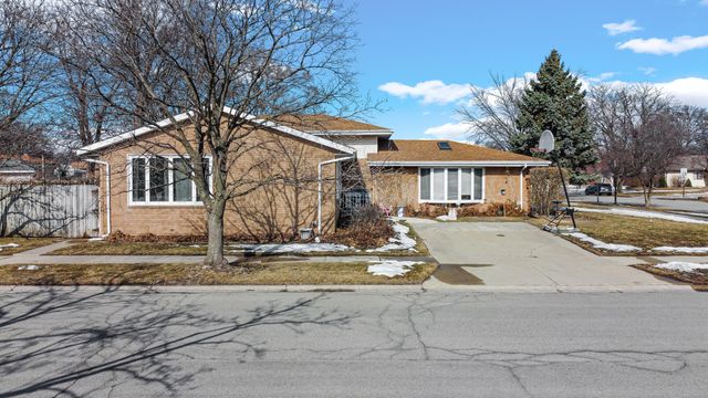 8796 Madison Avenue, Munster, IN 46321