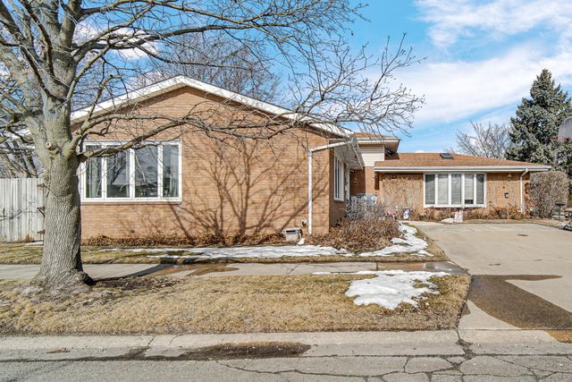 8796 Madison Avenue, Munster, IN 46321