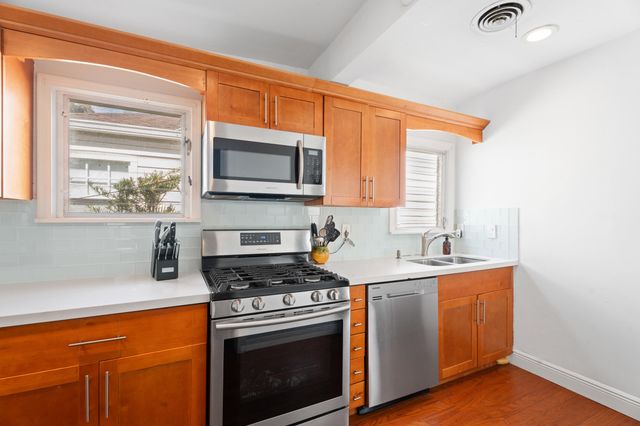 411 S Palmway, Lake Worth Beach, FL 33460