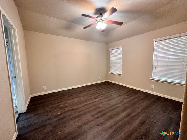 2020 Meadow View Drive, San Marcos, TX 78666