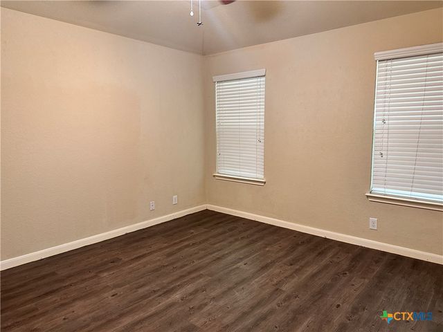 2020 Meadow View Drive, San Marcos, TX 78666