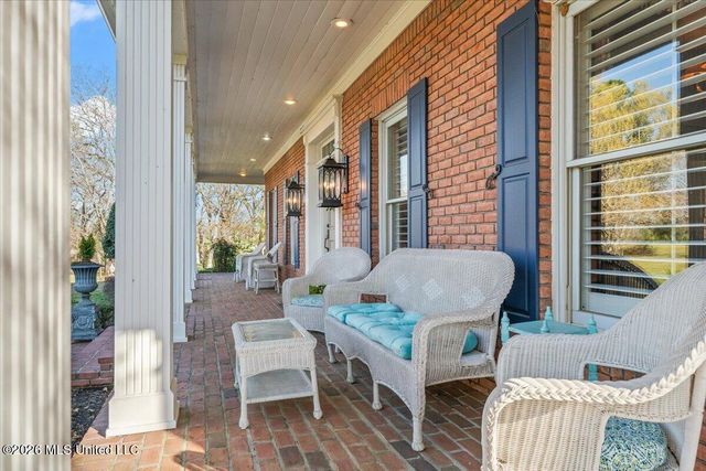 3105 U.S. 72, Holly Springs, MS 38635