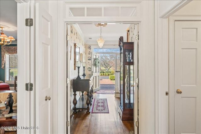 3105 U.S. 72, Holly Springs, MS 38635