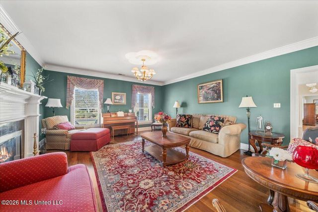 3105 U.S. 72, Holly Springs, MS 38635