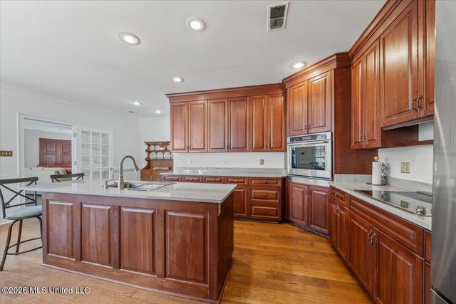 3105 U.S. 72, Holly Springs, MS 38635