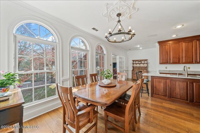 3105 U.S. 72, Holly Springs, MS 38635