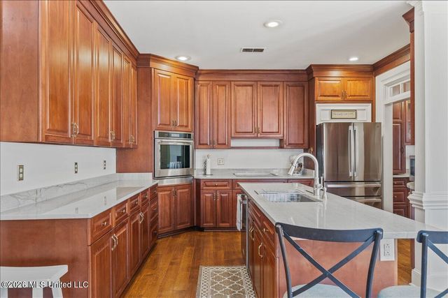 3105 U.S. 72, Holly Springs, MS 38635