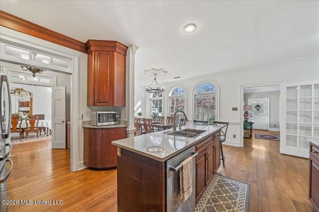 3105 U.S. 72, Holly Springs, MS 38635