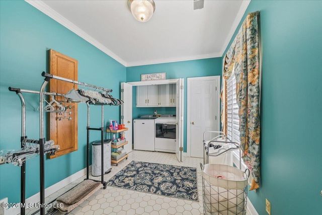 3105 U.S. 72, Holly Springs, MS 38635