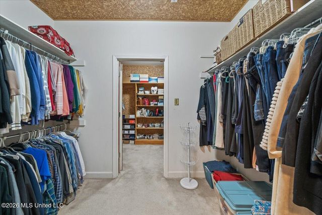 3105 U.S. 72, Holly Springs, MS 38635