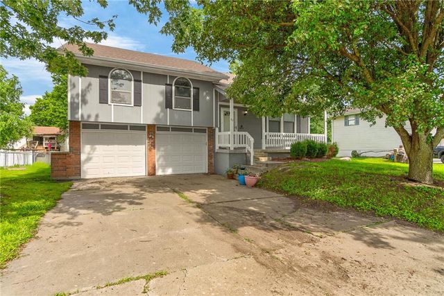 87 Oak Street, Garden City, MO 64747