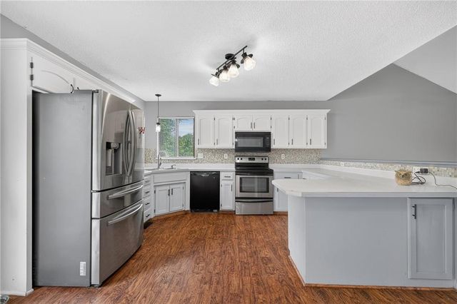 87 Oak Street, Garden City, MO 64747