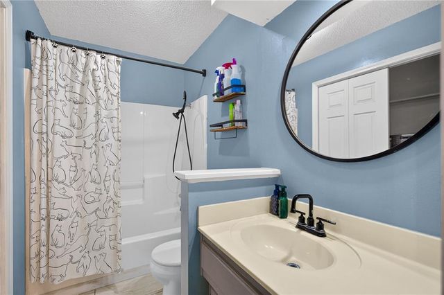 87 Oak Street, Garden City, MO 64747