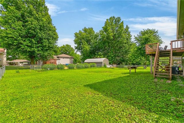 87 Oak Street, Garden City, MO 64747
