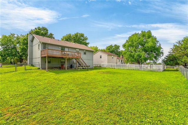 87 Oak Street, Garden City, MO 64747