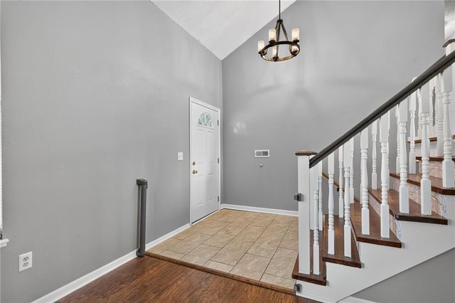 87 Oak Street, Garden City, MO 64747