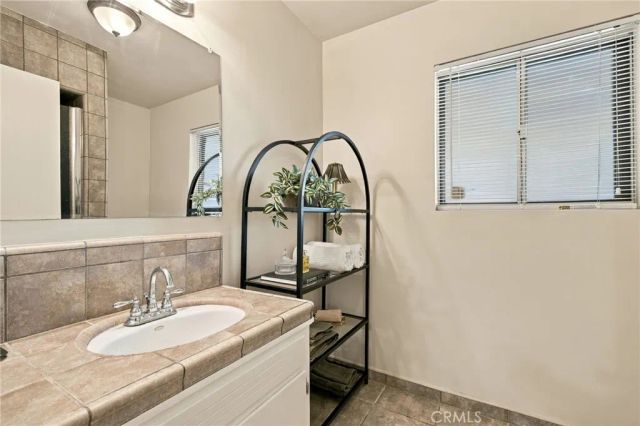 3220 Covina Street, Bakersfield, CA 93306