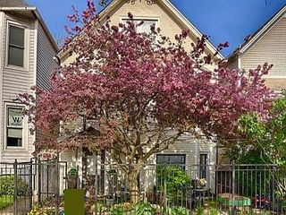 3745 N SEMINARY Avenue 1, Chicago, IL 60613