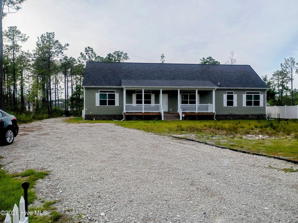 349 Fifty Lakes Drive, Southport, NC 28461