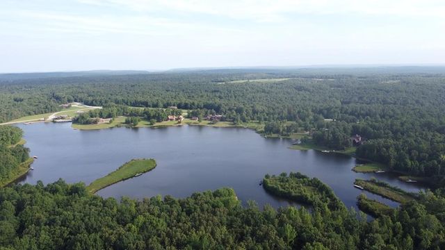 775 Camp Creek Cir, Spencer, TN 38585