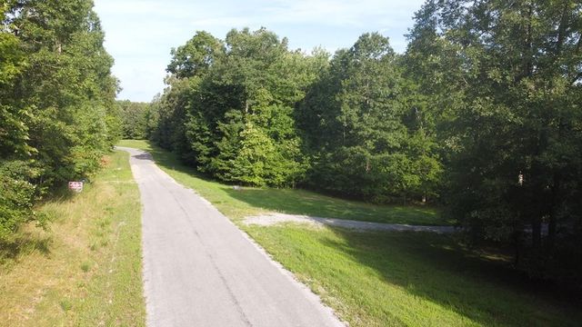 775 Camp Creek Cir, Spencer, TN 38585