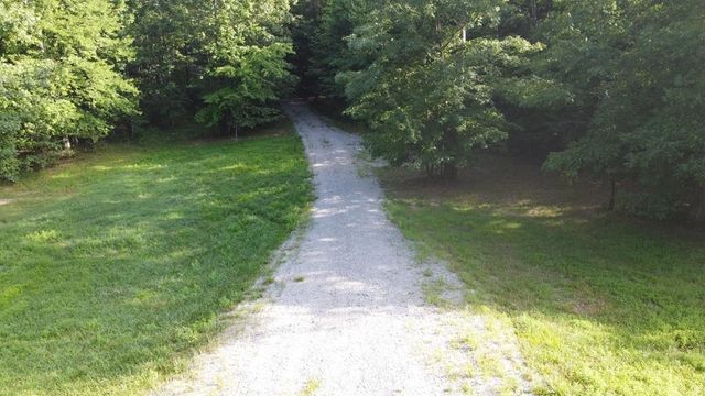 775 Camp Creek Cir, Spencer, TN 38585