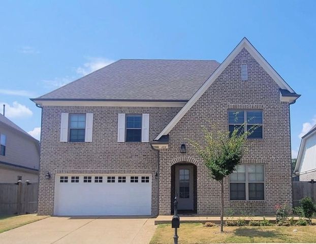 499 DOGWOOD VALLEY DR, Collierville, TN 38017
