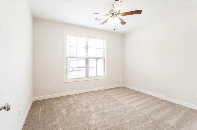 499 DOGWOOD VALLEY DR, Collierville, TN 38017