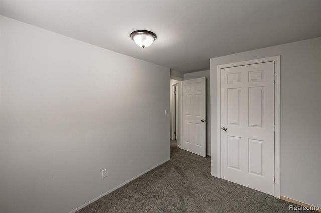 6445 Pontiac Lake Road, Waterford, MI 48327