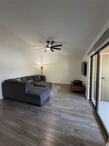 14911 Wunderlich Drive 1012, Houston, TX 77069