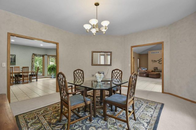 S4349 Fox Hill Circle, Baraboo, WI 53913