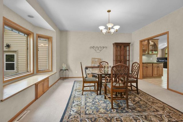 S4349 Fox Hill Circle, Baraboo, WI 53913