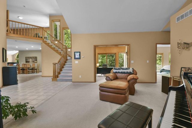 S4349 Fox Hill Circle, Baraboo, WI 53913