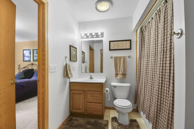 S4349 Fox Hill Circle, Baraboo, WI 53913