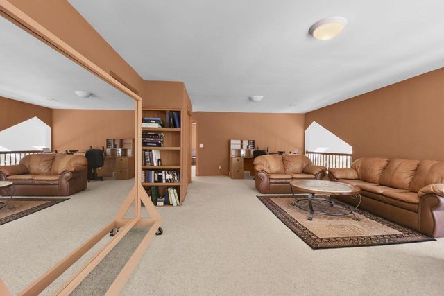 S4349 Fox Hill Circle, Baraboo, WI 53913