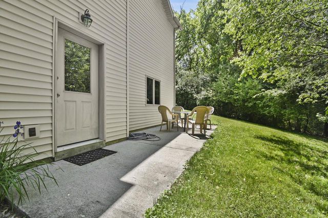 S4349 Fox Hill Circle, Baraboo, WI 53913