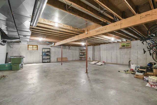 S4349 Fox Hill Circle, Baraboo, WI 53913