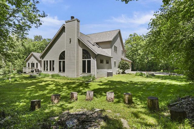 S4349 Fox Hill Circle, Baraboo, WI 53913