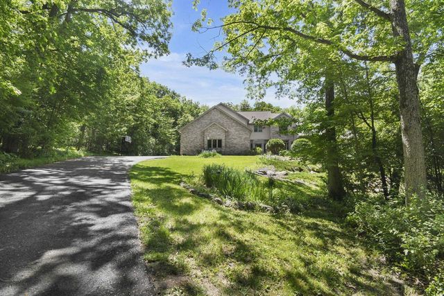 S4349 Fox Hill Circle, Baraboo, WI 53913