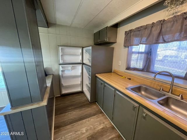 1776 S LAWSON Drive, Apache Junction, AZ 85120