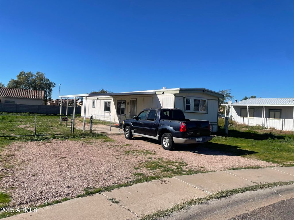 1776 S LAWSON Drive, Apache Junction, AZ 85120